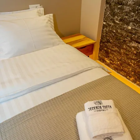 Hotel Jezerca 4*